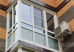 Панорамный балкон Г-образной формы с уличной стороны mobile